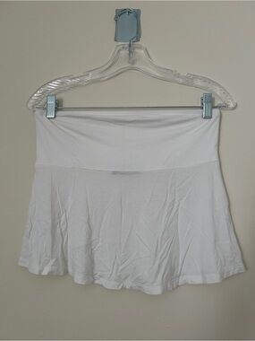 Brandy Melville White Skirt with Navy Label